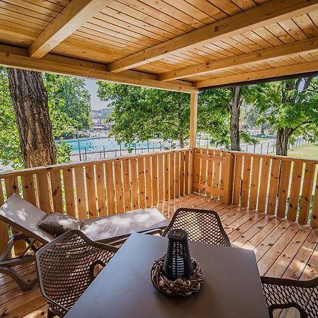 Premium Mobile Tree House With Thermal Riviera Tickets Catez ob Savi Kültér fotó