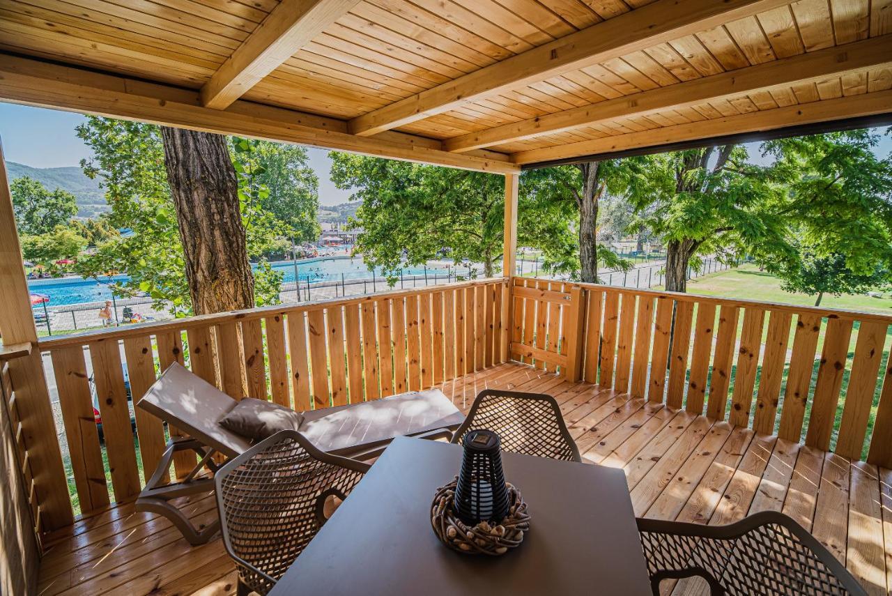 Premium Mobile Tree House With Thermal Riviera Tickets Catez ob Savi Kültér fotó